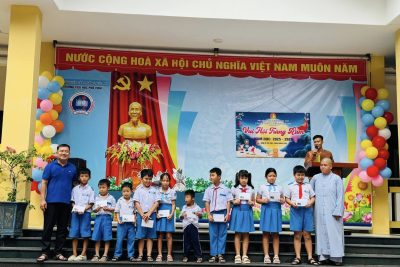🌻LIÊN ĐỘI TRƯỜNG TIỂU HỌC PHỔ VINH TỔ CHỨC “VUI HỘI TRĂNG RẰM” NĂM HỌC 2025-2026.🌻
